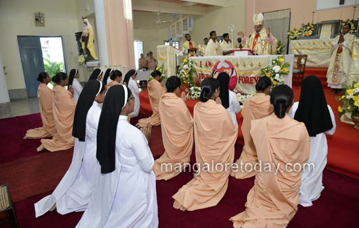 Apostolic Carmel Nuns take Final vows